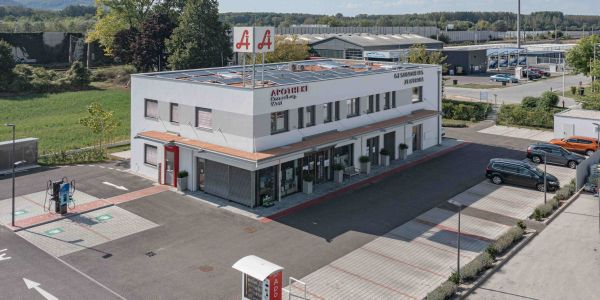 Frischer Wind für Korneuburg West. Apotheke Korneuburg West, 2100 Korneuburg